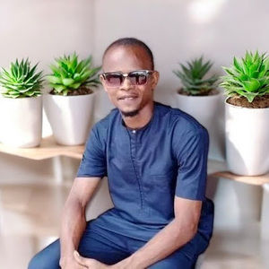 Meet your Posher, Mahamadou